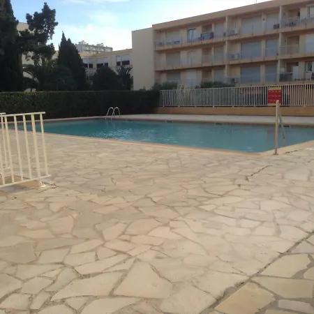 Les Cyclades Apartment